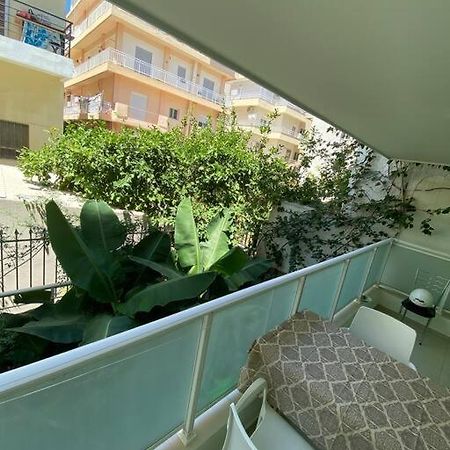 Orion Apartment Iraklion Buitenkant foto
